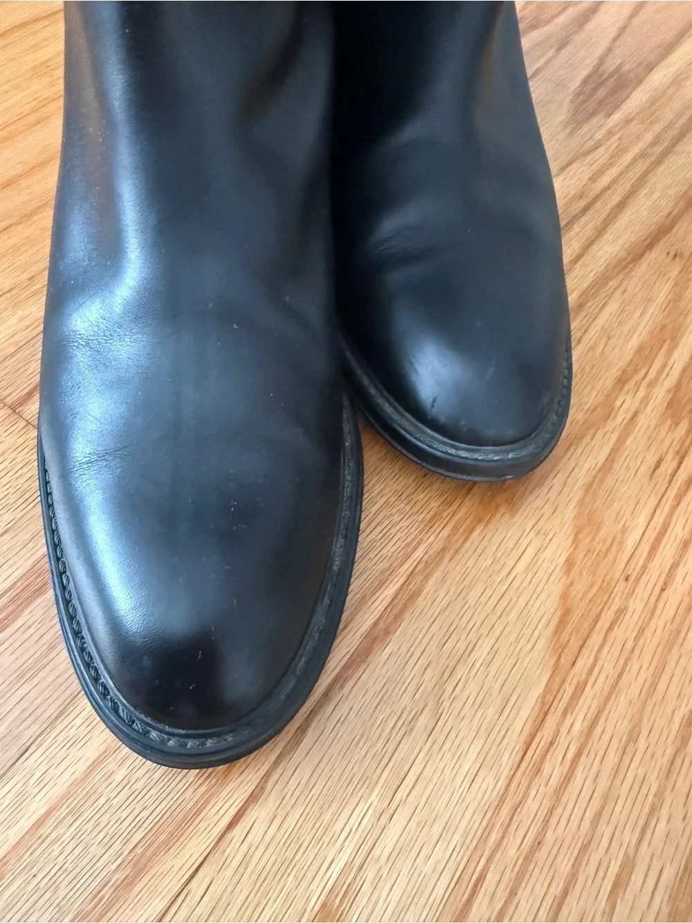 Salvatore Ferragamo - Classic Knee-High Riding Boots - Black